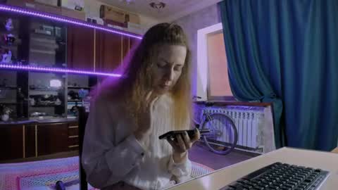 Ella online show from July 9, 6:50 am