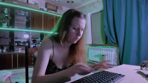 Ella online show from July 26, 5:53 pm