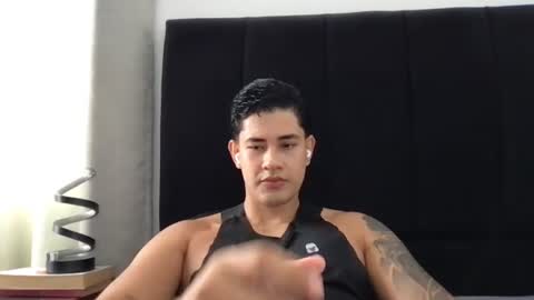 Snapshot of pablo_boston chatting on July 13, 8:22 pm Javi online show from July 13, 8:22 pm