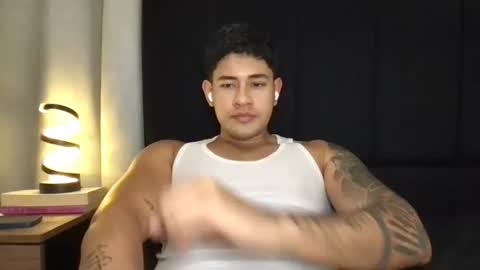 Snapshot of pablo_boston chatting on August 9, 6:40 am Javi online show from August 9, 6:40 am