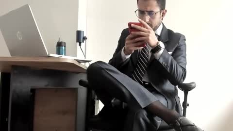 Snapshot of pablo_rincon95 chatting on January 14, 2:22 pm pablo rincon95 online show from January 14, 2:22 pm