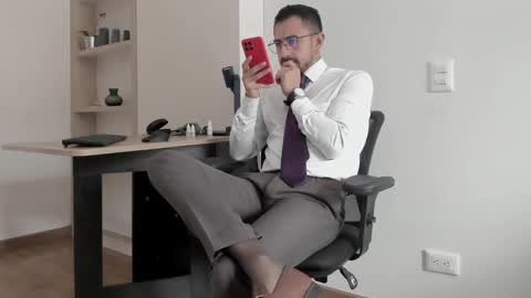 Snapshot of pablo_rincon95 chatting on January 27, 5:37 pm pablo rincon95 online show from January 27, 5:37 pm