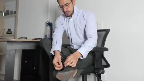 Snapshot of pablo_rincon95 chatting on February 19, 10:56 am pablo rincon95 online show from February 19, 10:56 am