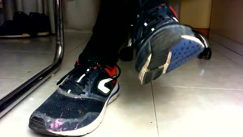 Snapshot of pablomenesssl chatting on December 22, 6:15 pm Pablo Meness online show from December 22, 6:15 pm