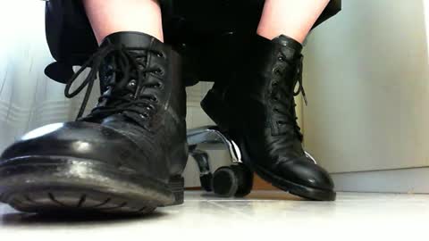 Snapshot of pablomenesssl chatting on February 27, 12:56 pm Pablo Meness online show from February 27, 12:56 pm