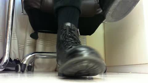 Snapshot of pablomenesssl chatting on March 10, 5:07 pm Pablo Meness online show from March 10, 5:07 pm