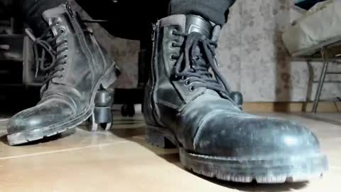 Snapshot of pablomenesssl chatting on January 5, 6:55 pm Pablo Meness online show from January 5, 6:55 pm