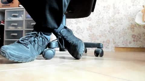 Snapshot of pablomenesssl chatting on January 17, 10:20 am Pablo Meness online show from January 17, 10:20 am