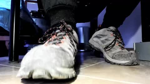 Snapshot of pablomenesssl chatting on March 21, 6:29 am Pablo Meness online show from March 21, 6:29 am