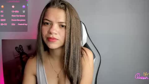 Snapshot of paigejayden chatting on May 21, 8:16 pm Paige online show from May 21, 8:16 pm