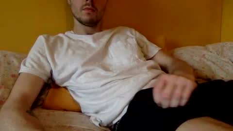 Snapshot of paintdude424 chatting on December 25, 7:34 pm paintdude424 online show from December 25, 7:34 pm