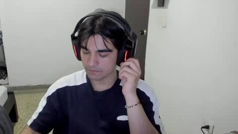 pakun_ online show from June 12, 2:32 am