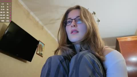 Katrin Vebber online show from February 1, 8:50 am