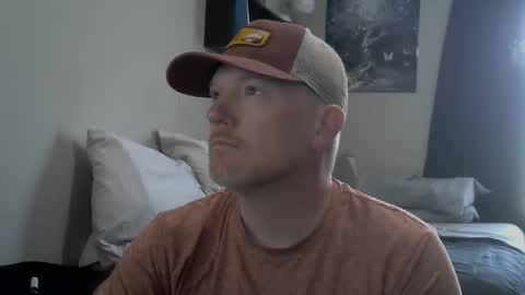 Snapshot of pale_dad_bod chatting on May 10, 8:36 pm pale_dad_bod online show from May 10, 8:36 pm