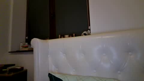 Pamela051087 online show from July 30, 7:46 pm