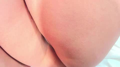 pamela_ambrosia1 online show from March 6, 3:02 pm