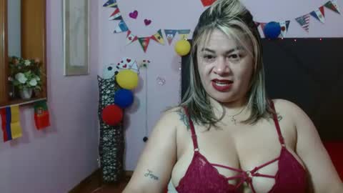 pamela_echeverria online show from June 20, 11:46 am