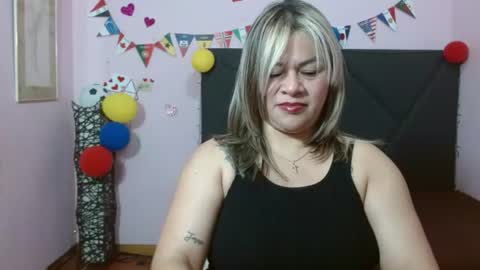 pamela_echeverria online show from June 22, 11:18 am