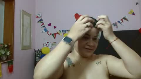 pamela_echeverria online show from July 6, 11:07 am