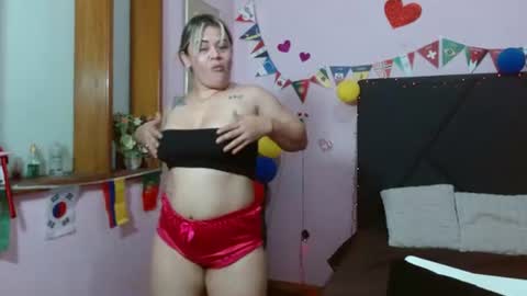 pamela_echeverria online show from July 6, 3:03 pm