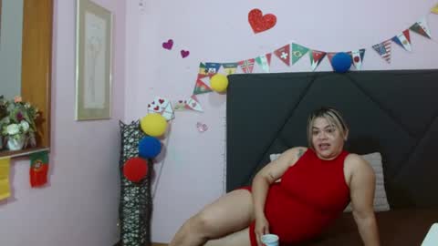 pamela_echeverria online show from July 9, 11:14 am