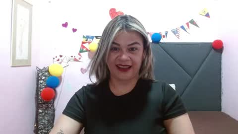 pamela_echeverria online show from July 11, 11:35 am