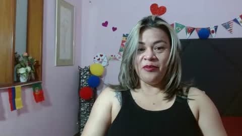 pamela_echeverria online show from July 16, 11:27 am