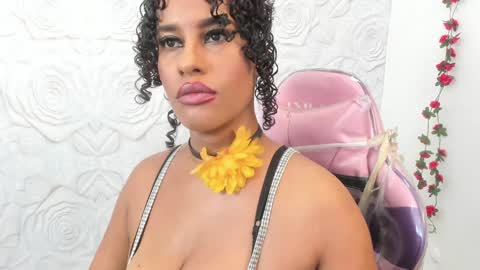 Snapshot of pamela_guzmaan_ chatting on February 5, 5:20 pm PAMELA online show from February 5, 5:20 pm