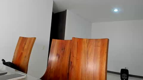 Snapshot of pamela_milleer chatting on January 11, 5:20 am pamela_milleer online show from January 11, 5:20 am