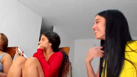 Snapshot of pamela_milleer chatting on January 17, 6:36 am pamela_milleer online show from January 17, 6:36 am