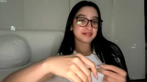 Snapshot of pamela_milleer chatting on January 8, 12:35 am pamela_milleer online show from January 8, 12:35 am