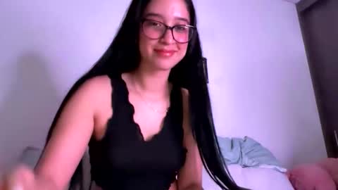 Snapshot of pamela_milleer chatting on February 8, 12:36 am pamela_milleer online show from February 8, 12:36 am