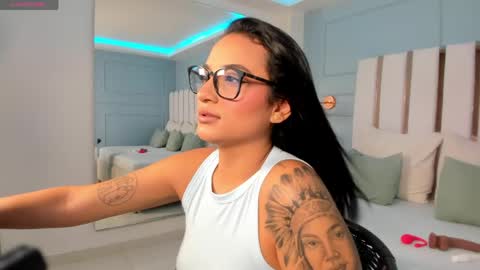 Snapshot of pamela_morena_ chatting on May 12, 10:29 pm Pamela online show from May 12, 10:29 pm