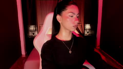 Snapshot of pamelaascott chatting on May 3, 4:07 am P A M online show from May 3, 4:07 am