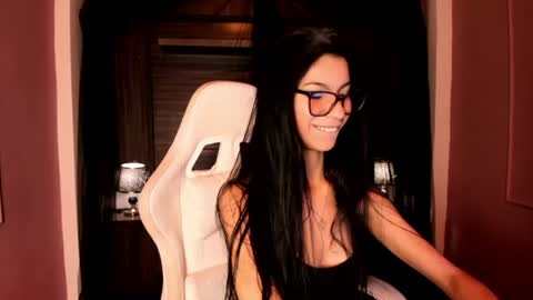 Snapshot of pamelaascott chatting on June 10, 4:12 am P A M online show from June 10, 4:12 am