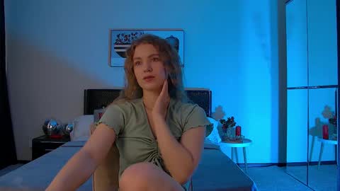 Pamela Blair online show from March 4, 5:42 am