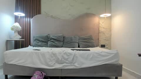 pamelabonnet_mml online show from December 18, 6:14 pm