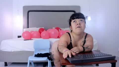 pamelabonnet_mml online show from April 25, 7:44 pm