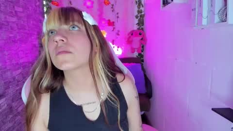 Snapshot of pamelajhonsom chatting on January 27, 6:41 pm pamelajhonsom online show from January 27, 6:41 pm