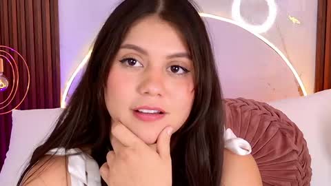 Pamela  online show from April 29, 5:30 pm