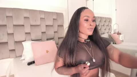 Snapshot of pamelamendez_ chatting on October 25, 3:58 am Pamela online show from October 25, 3:58 am