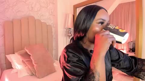 Snapshot of pamelamendez_ chatting on December 14, 2:50 am Pamela online show from December 14, 2:50 am