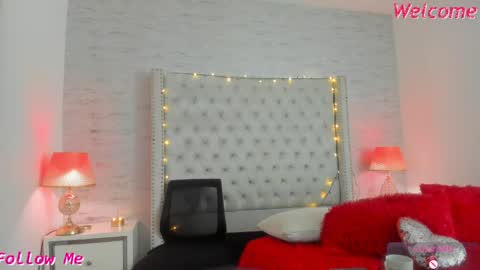 Snapshot of pamelamiler_ chatting on May 13, 6:05 pm TELL ME PAMELLA AND GIVE ME A GOOD GRADE ITS IMPORTANT online show from May 13, 6:05 pm