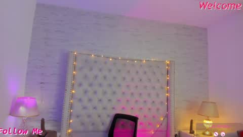 Snapshot of pamelamiler_ chatting on May 26, 4:14 pm TELL ME PAMELLA AND GIVE ME A GOOD GRADE ITS IMPORTANT online show from May 26, 4:14 pm