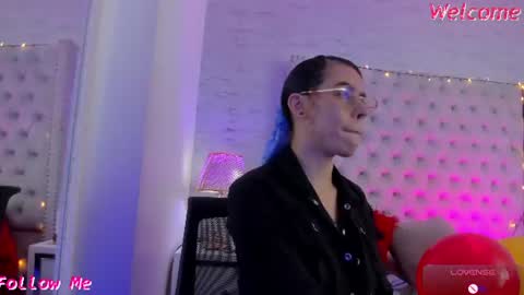 Snapshot of pamelamiler_ chatting on June 18, 2:43 pm TELL ME PAMELLA AND GIVE ME A GOOD GRADE ITS IMPORTANT online show from June 18, 2:43 pm