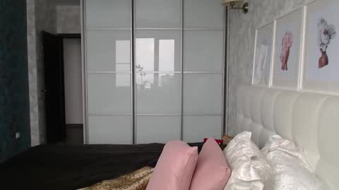 Pamella online show from November 13, 9:19 am