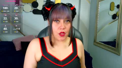 Pamela online show from July 30, 11:15 pm
