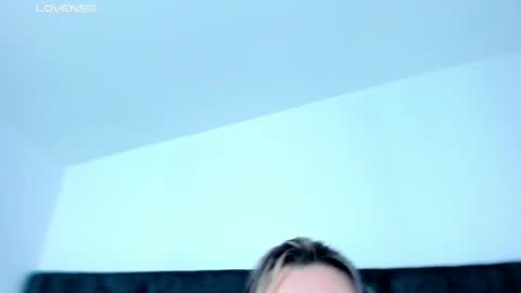 Snapshot of pandorabianchi_ chatting on February 9, 11:25 am PANDORA online show from February 9, 11:25 am