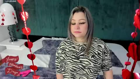 Snapshot of pandorabianchi_ chatting on February 17, 11:23 am PANDORA online show from February 17, 11:23 am