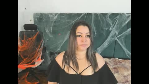 Snapshot of pandorabianchi_ chatting on October 19, 11:55 am PANDORA online show from October 19, 11:55 am